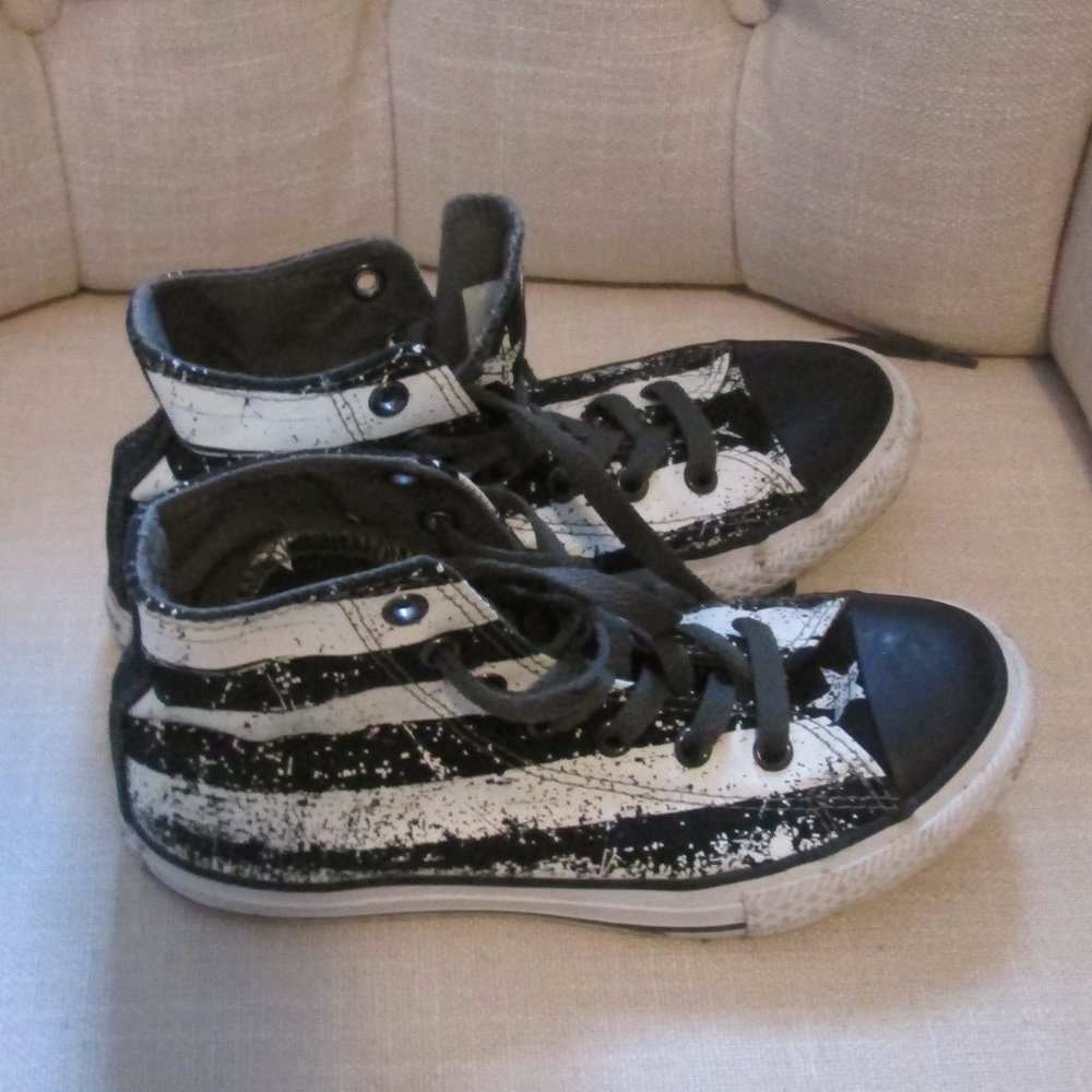 Converse Hi Top USA FLAG Black & White Sneaker